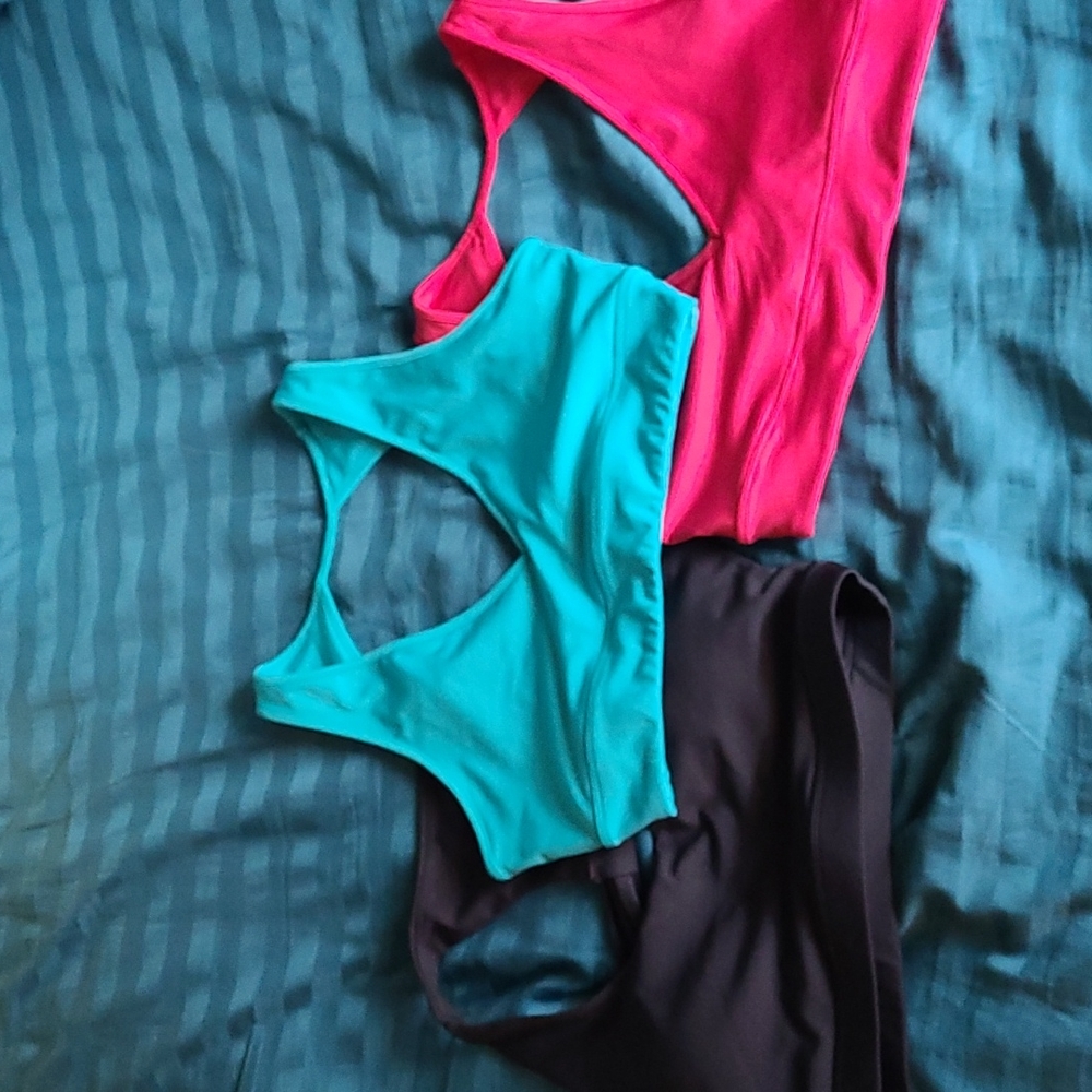 Buff Bunny sports bra size Large LOT